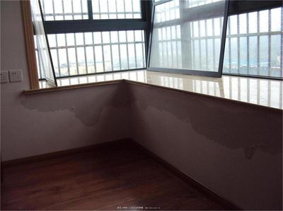 窗戶漏水怎么辦？室內(nèi)外防水工程全攻略